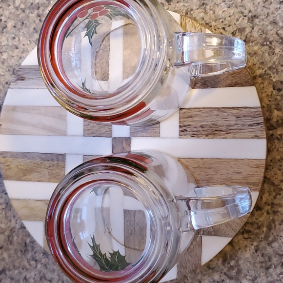 3/$25๐ Vintage Libbey Holly & Ribbon Glass Mugs ๐ - Picture 3 of 6